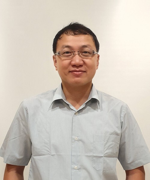 主任
